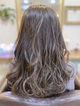 シオンヘアー(sion hair) 20代30代40代大人可愛いアッシュベージュ透明感