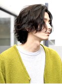 かき上げウルフヘア無造作センターパート波巻きスパイラルパーマ