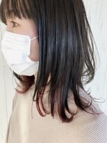 ラウレア(Laule'a)&nbsp;派手過ぎないブリーチ無しのインナーカラー