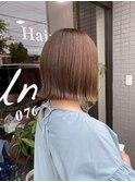 アッシュベージュ