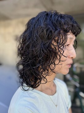 ナループロアオハナ(Nalu pu loa ohana) ウルフパーマ/レイヤーパーマ/くるくるパーマ/パーマ/表参道