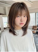 ミディアムレイヤー　アッシュカラー