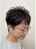 大人女子くせ毛風パーマツーブロックスタイル