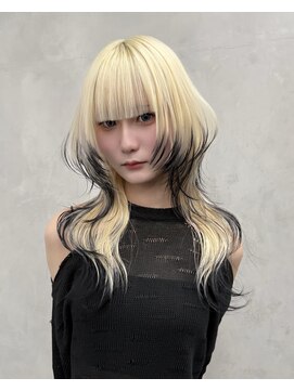 ガルテ(GARTE) ウルフカット×デザインカラー