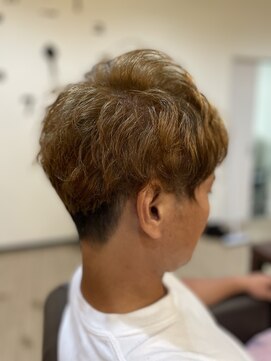 ヘアー デザイン トゥナンテ(hair design tunante) メンズハイトーン