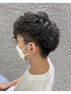 ラヴリア クルメ(LOVERIA KURUME) 癖毛にも馴染むゆるめツイストスパイラルパーマ