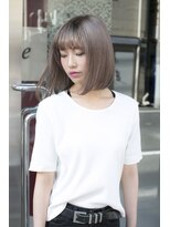 プライズ アイリス 池袋東口店(prize Iris)&nbsp;ホワイトベージュカラー/ワンレンボブ/前髪なし