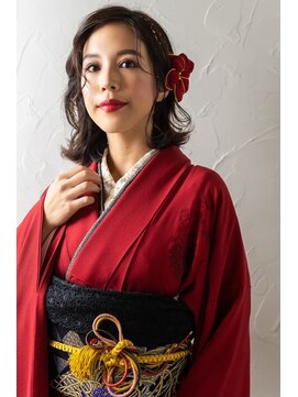 ココロイキ(Kokoroiki) オシャレ無地振袖レンタル☆振袖着付けヘア