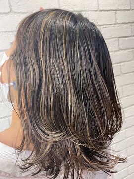 ルート(Route) 白髪をいかしてハイライト★