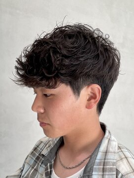 フィフス 渋谷(fifth) スペインカールスパイラルパーマ刈り上げフェード19時以降渋谷