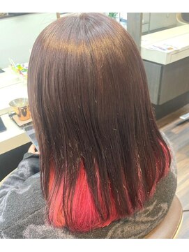 エノモト(ENOMOTO) パッションピンクインナーカラー×ナチュラルブラウカラー