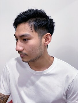 ミリ 国分寺(Mili) メンズフェードカット