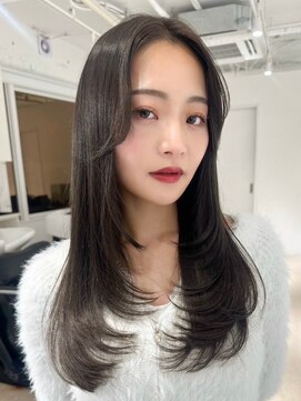 プラグ ヘアーデザイン 大名店(PLUG hair design) ハイライトカラーミルクティーベージュレイヤーカット