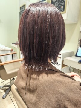 ウルフボブ 切りっぱなし レイヤーボブ