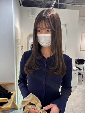 ローウェ 京都四条河原町(Louwe) ロングレイヤー/オリーブグレージュ/顔まわりレイヤー/河原町