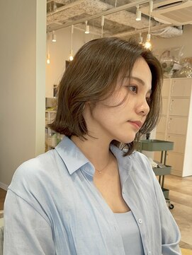 ザックジングウ 表参道(ZACC JINGU) ボブ/外ハネ/ベージュ