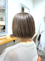 バンビ(BAMBI)&nbsp;10代20代30代40代50代 フェミニンボブ×白髪カバーカラー