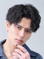 フィフス 大分(fifth)&nbsp;大分ツイストスパイラルパーマメンズカットセンターパートつよめ