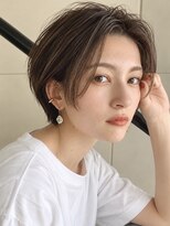 サーカス バイ ビュートリアム 青山(CIRCUS by BEAUTRIUM)&nbsp;耳掛けショート　ショートヘア　ショートカット　ショートボブ