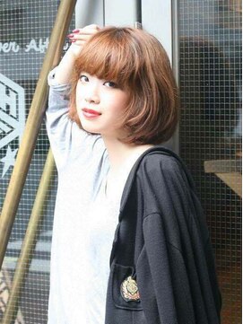 ヘアースタジオ モク(Hair studio moc) やわらかなバルーンボブスタイル