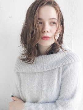 ルティア(Lutia) 似合わせカット ミルクティーベージュ！