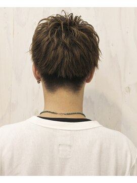 ベイルーム(BAYROOM by HONEY omotesando) 【BAYROOM横浜】ソリッドショートマッシュ×ダルゴールド