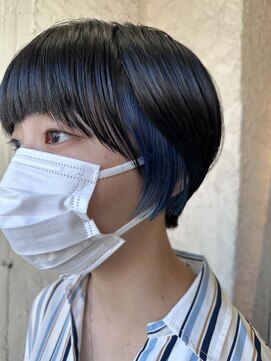 ペネロープ(Penelope) 新宿/ショートマッシュ/イヤリングカラー/ブルー系