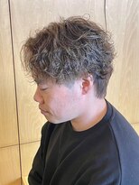 ニアウ 伊勢崎連取店(Niau)&nbsp;波巻きスパイラルパーマツイストスパイラルパーマシャドウパーマ