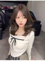 ヴェイナゴヤ(VEYY. nagoya) 韓国風くびれレイヤー