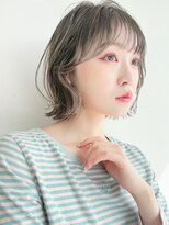 ホスタ 大阪梅田店(fosta)&nbsp;ベージュブリーチカラーショートボブレイヤーミディアムアレンジ