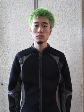 アンジェ(ange) ネオングリーン/スパイキーショート(加藤玲)