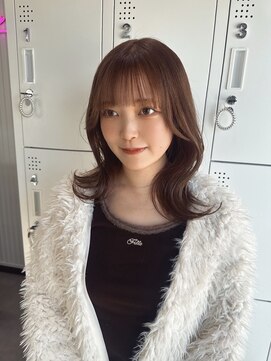 セブンルックスクレオ(7LOOKS creo) ベージュカラー