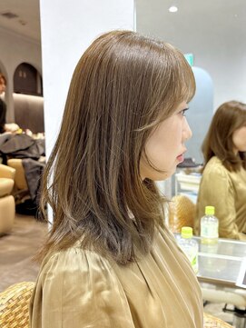 ティエラ 原宿 表参道(Tierra) 【Tierra美侑】ミディアムレイヤー×オリーブベージュカラー