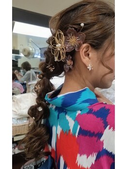 フラワー 栄(Flower)の写真/【栄】浴衣レンタル＆ヘアセット着付け予約受付中！着崩れしにくい長年の技術◎和装/洋装/振袖/訪問着/袴