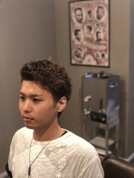 リノデザイン(LINO DESIGN) メンズパーマ