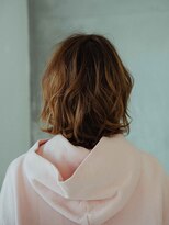 カラーサロンビスカリア 相模原エリア 淵野辺駅店(Color salon Biscaria)&nbsp;前上がり顎ラインボブ