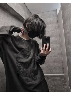 シン(syn) くびれ センターパート