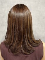 スリー(THREE) ☆ミディアムヘア(ローレイヤー)☆【大阪 梅田 福島 中津】