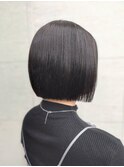 ショートボブ×暗染め