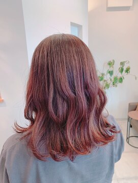 エミュ(emu) 大人女子にむけたピンクパープル