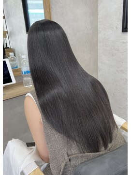 ソア フレア(soa FLEAR) 失敗しない縮毛矯正/-5歳の美髪へ