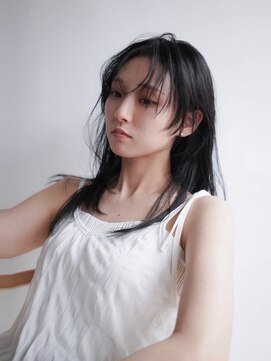 キジ(kiji) 小顔ワンカールレイヤーカット薄め前髪ミディアムレイヤー