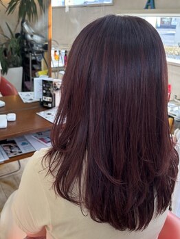 スカ(SKA)の写真/ハイライト・ダブルカラー・白髪ぼかしまで、理想の色味をプロが実現。メンズのカラーもお任せください!