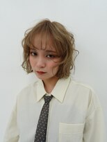 エリマ 調布(elima)&nbsp;調布ダブルカラーレイヤーボブウルフショートヘアベージュカラー