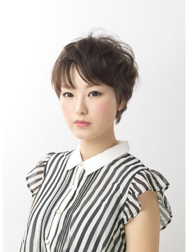 アース 小田原店(HAIR&MAKE EARTH) 丸いシルエットの上品フレンチショート【EARTH小田原店】