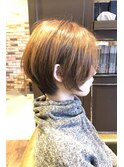 ショートボブ