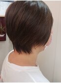 ヘナ100%カラー　ショートボブ（イエロー系ブラウン）