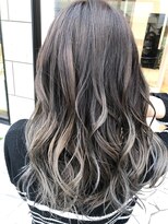 ウル(uLu.)&nbsp;【ナチュラル】グラデーション×グレージュ☆