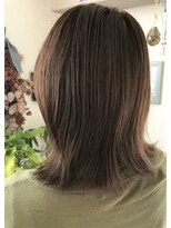 KMR&nbsp;秋冬のくすみグリーンカラー