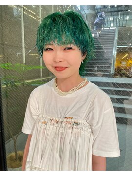 ブランコ 名古屋栄(BLANCO) ダブルカラー/ブリーチカラー/緑